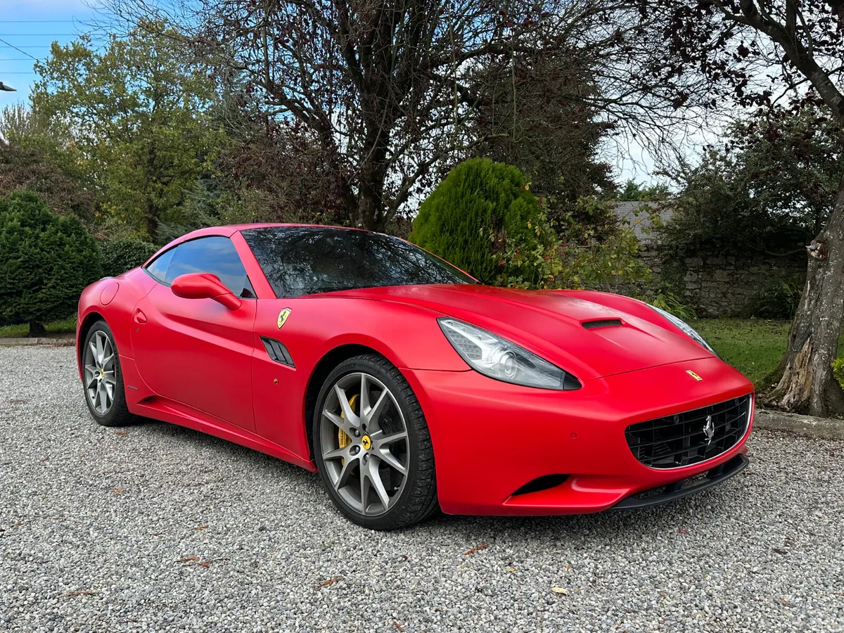 Ferrari California - Image 2
