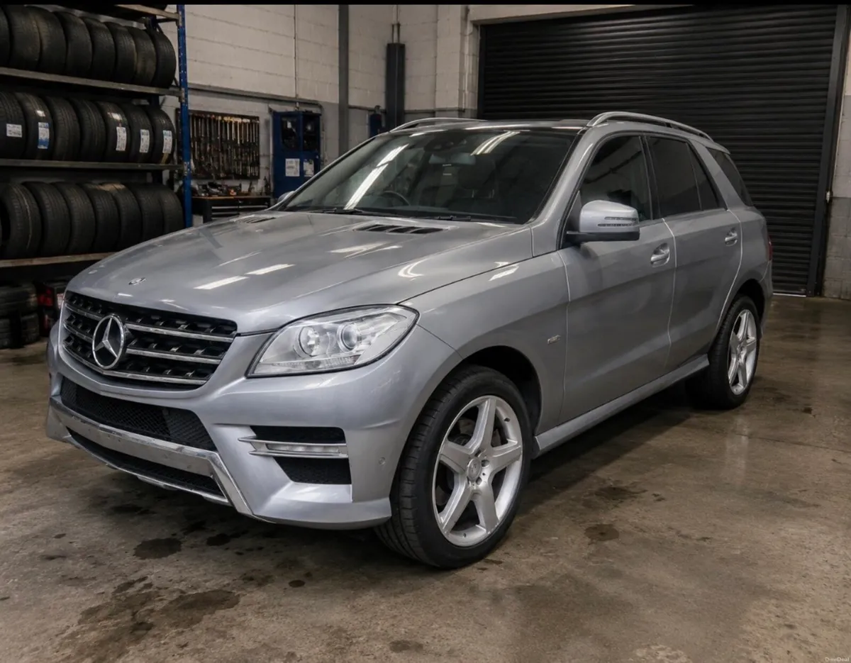 Car - Image 1