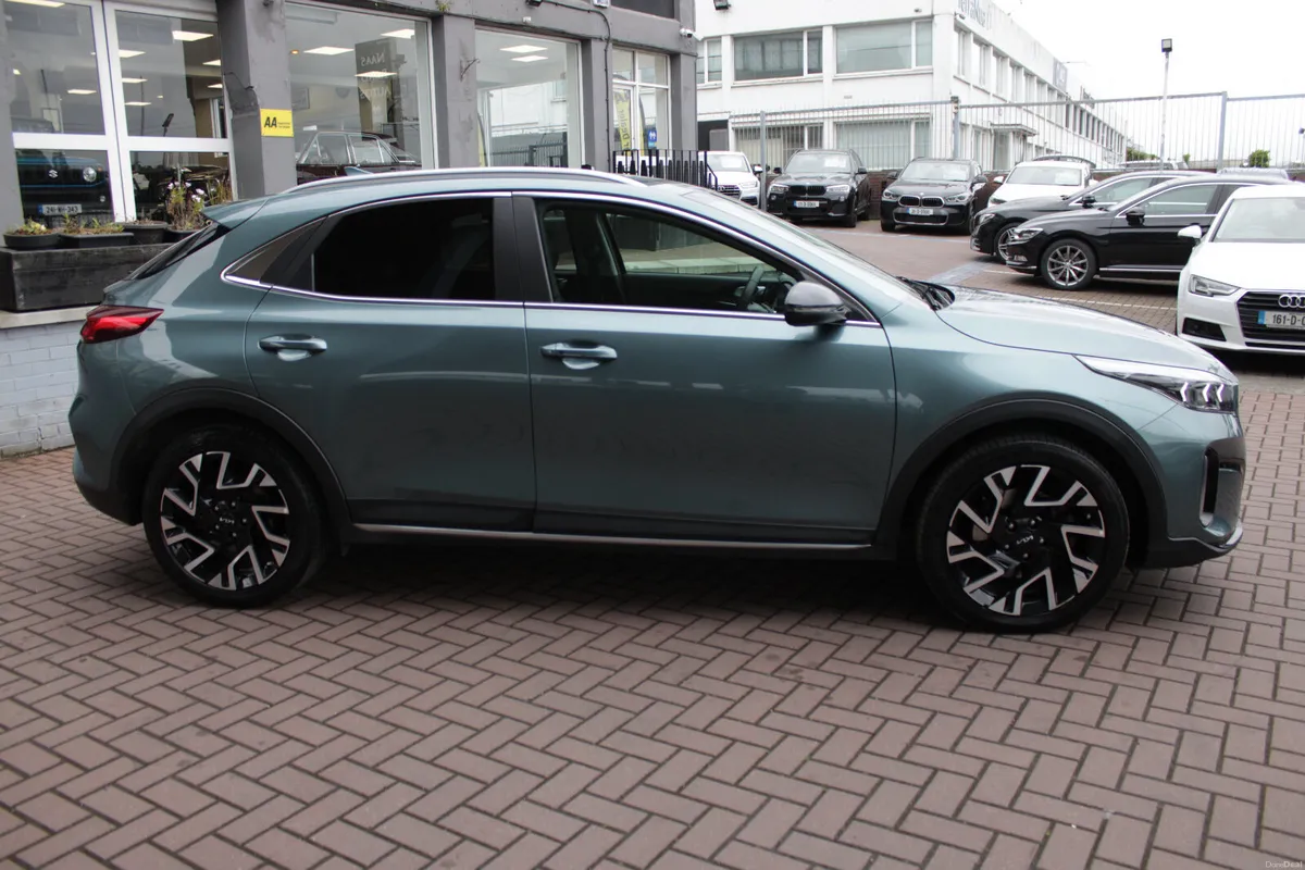 2023 KIA XCEED 1.6 GDI PLUG-IN HYBRID - Image 3