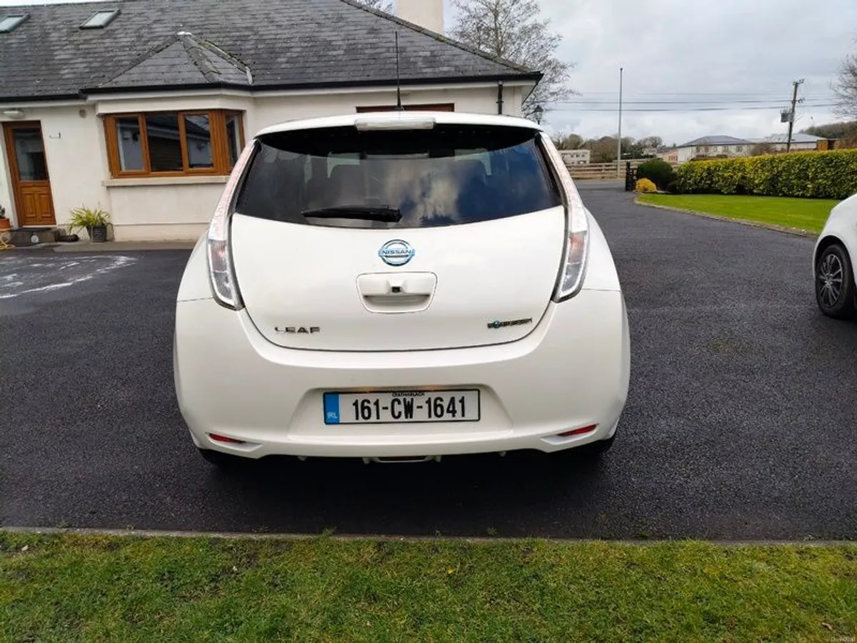 2016 Nissan Leaf - Image 4