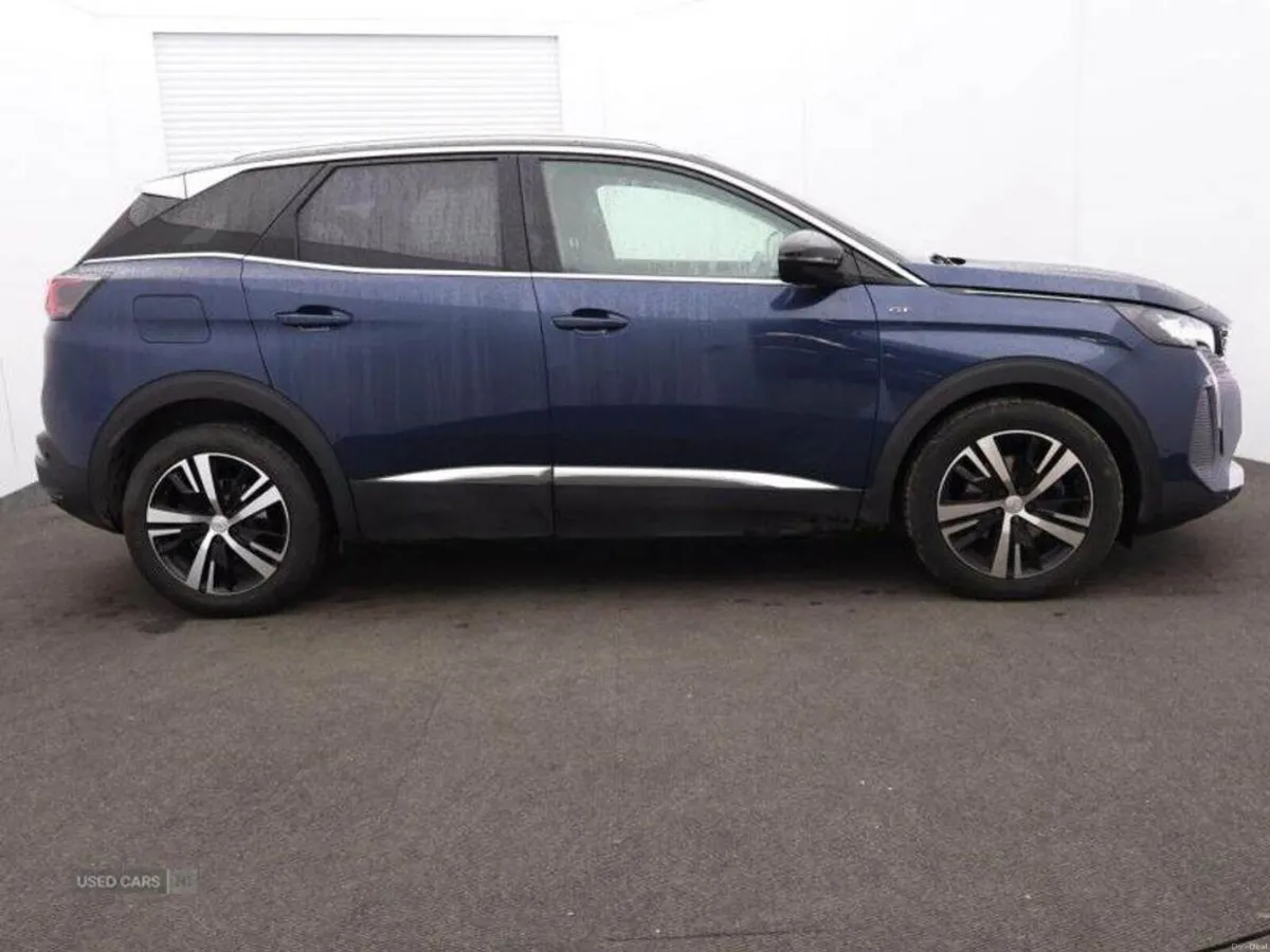 Peugeot 3008 DIESEL ESTATE - Image 2