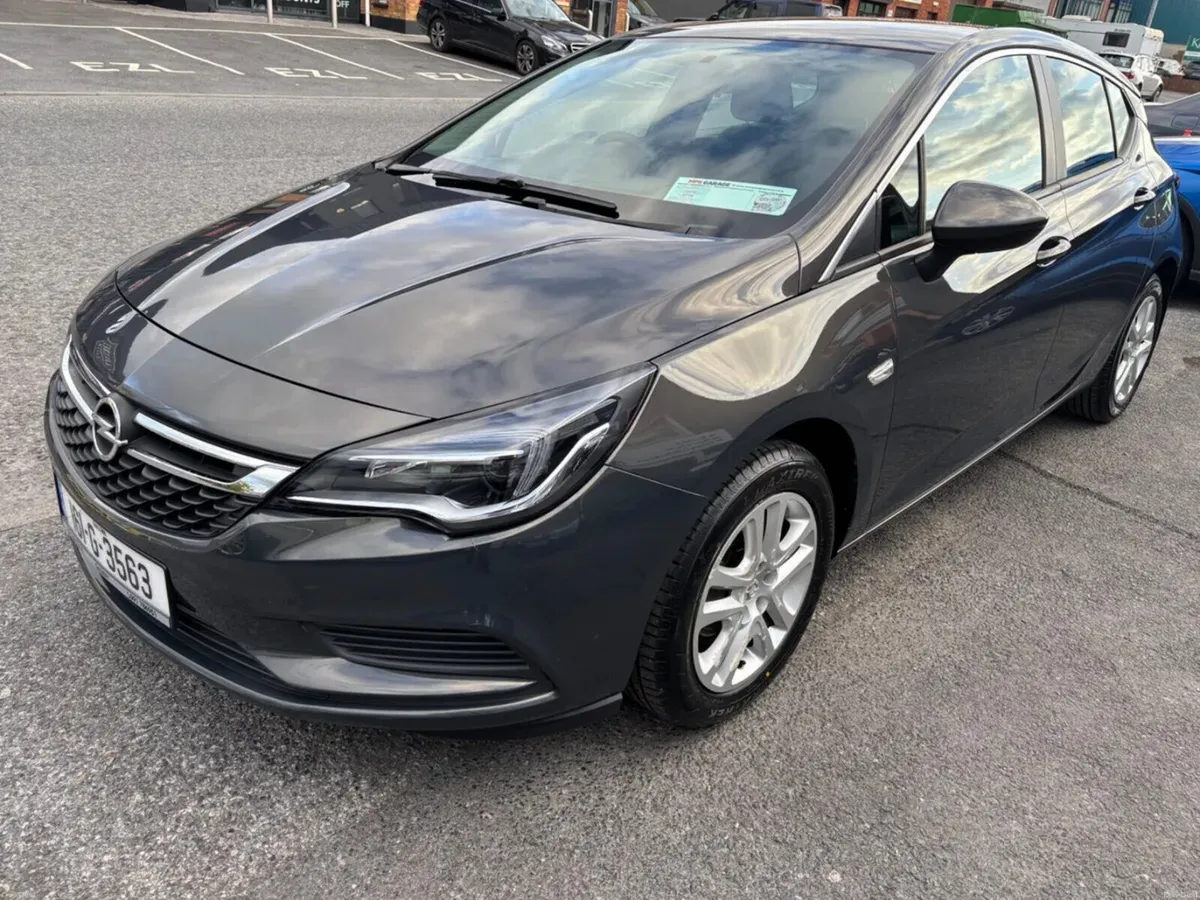 2016  Opel Astra 1.4 Petrol 100PS - Image 3