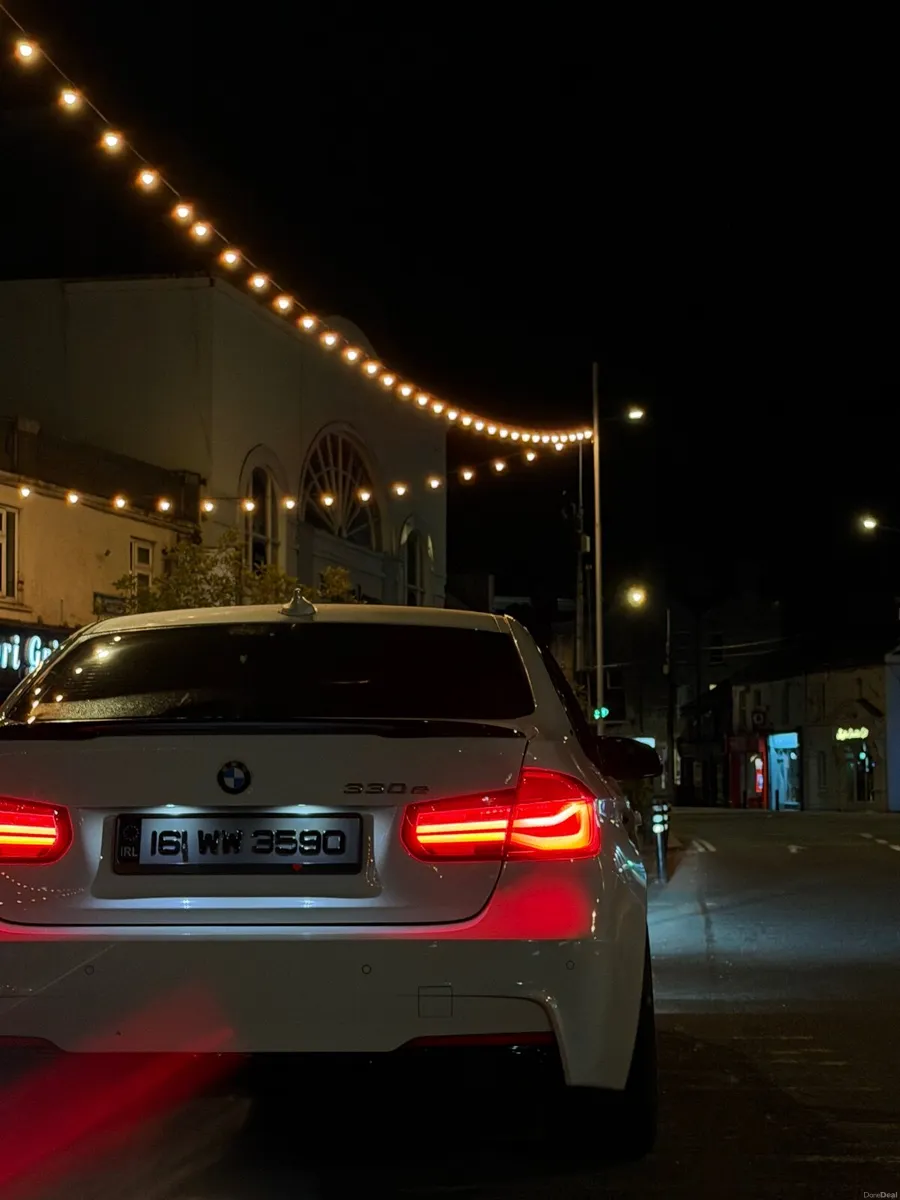 BMW 3-Series 2016 - Image 5