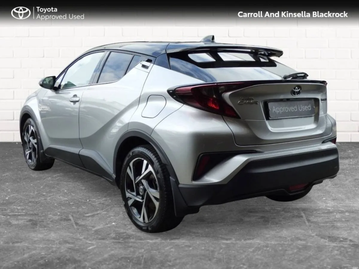 Toyota C-HR Hybrid Sport - Image 2