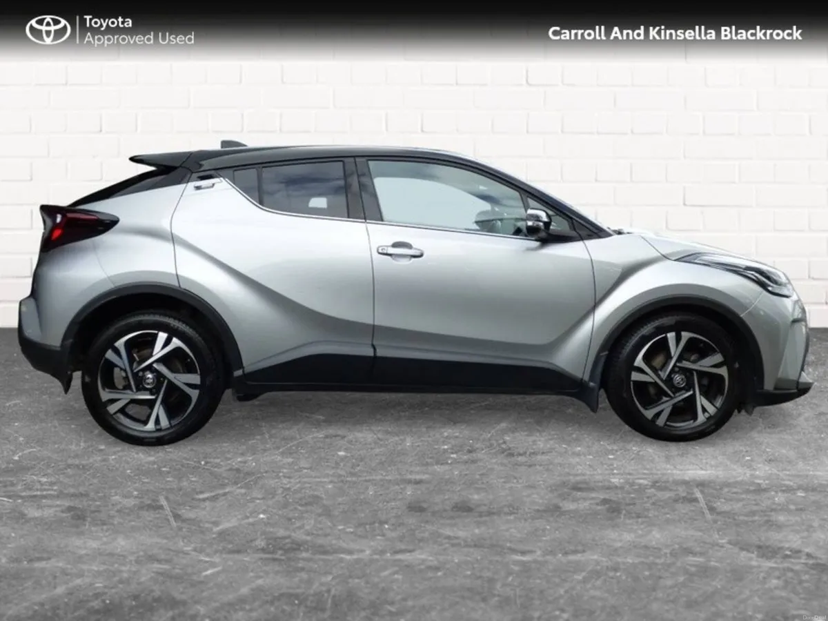 Toyota C-HR Hybrid Sport - Image 3
