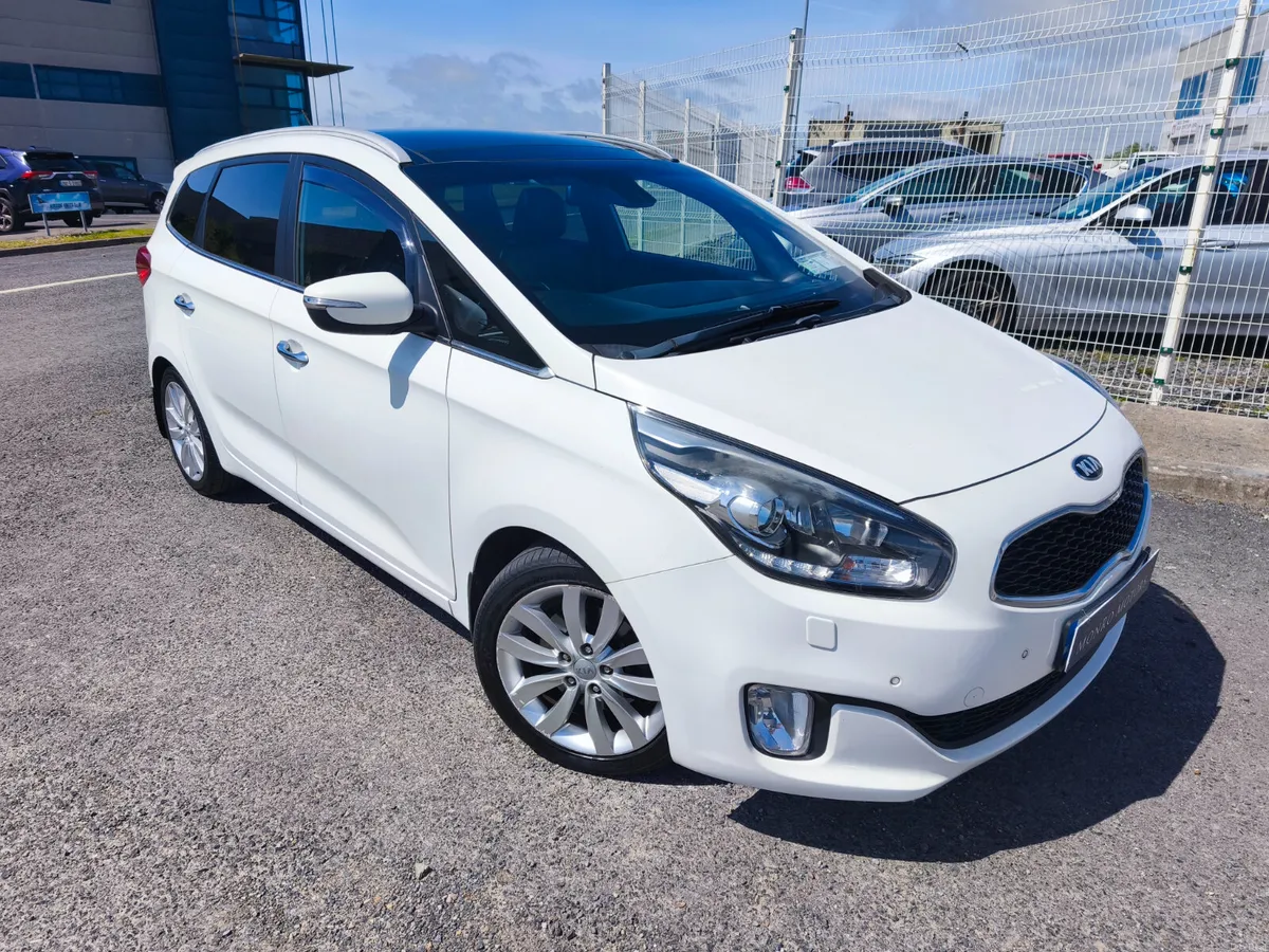 Kia Carens1.7 Platinum CRDi, 7 Seater, New Nct - Image 3