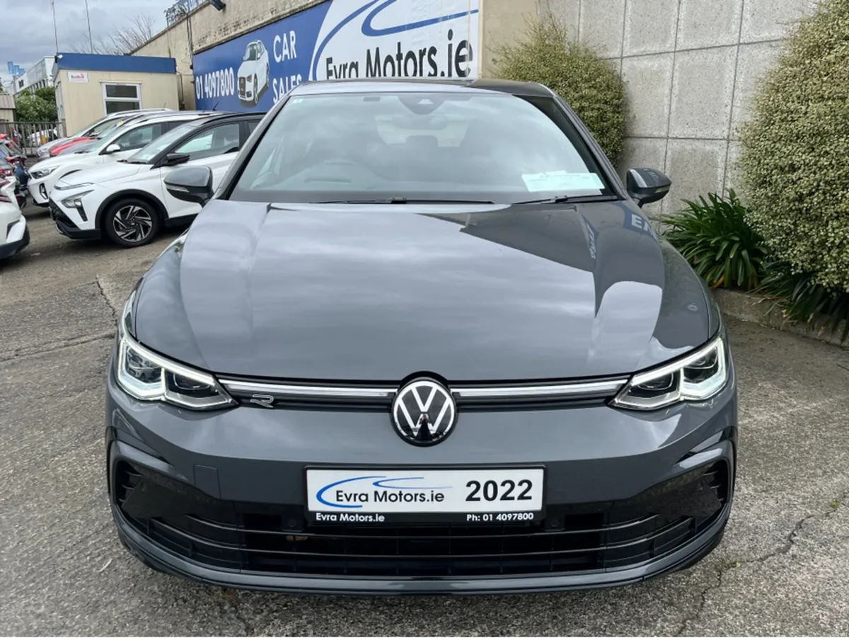 Volkswagen Golf R-LINE AUTOMATIC MHEV 1.5 PETROL / - Image 3