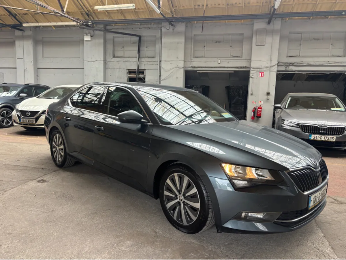 Skoda Superb 1.6 TDI SE TECH GREENLI GREENLINE 5DR - Image 1