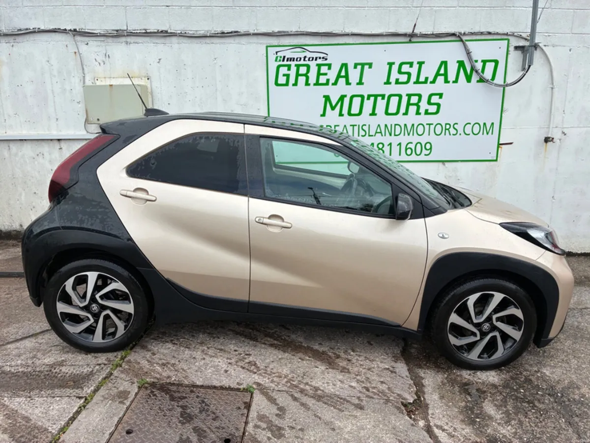 Toyota Aygo X 1.0 DESIGN 4DR - Image 4