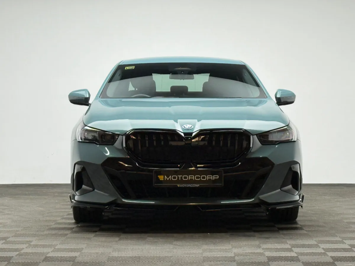 BMW i5 40 M SPORT EDRIVE - Image 2