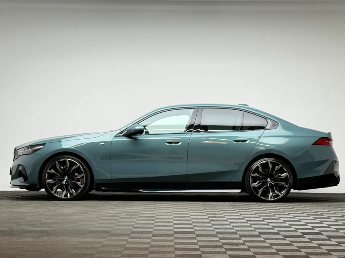 BMW i5 40 M SPORT EDRIVE - Image 4