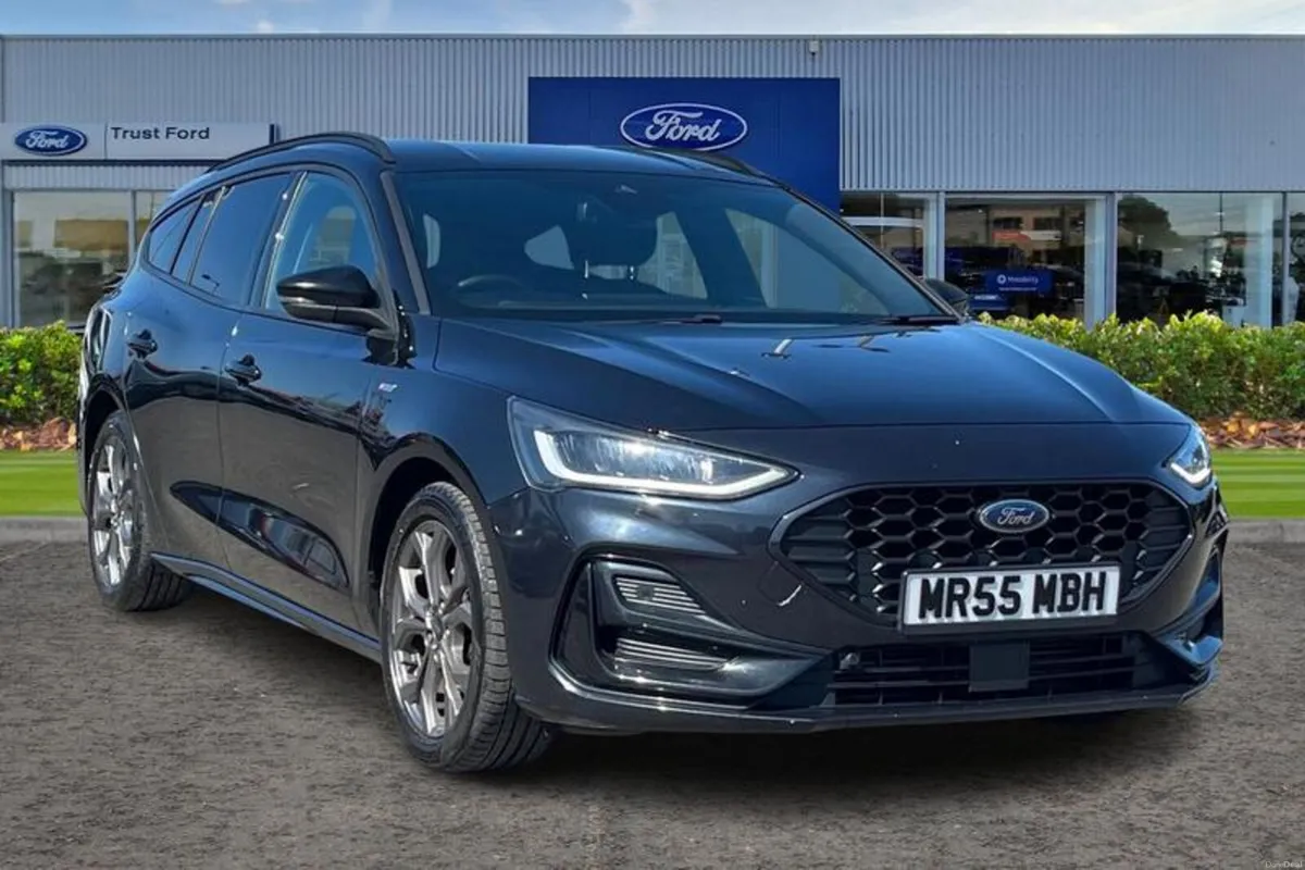 Ford Focus 1.0T EcoBoost ST-Line Estate 5dr Petrol - Image 1