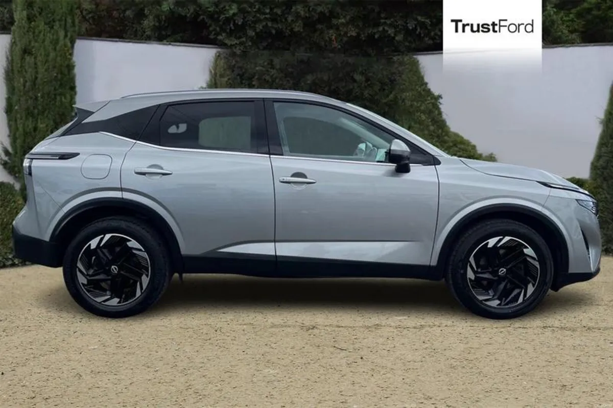 Nissan Qashqai N-Connecta - Image 3