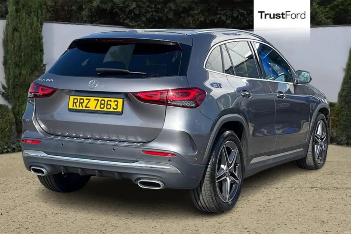 Mercedes-Benz GLA AMG Line - Image 4