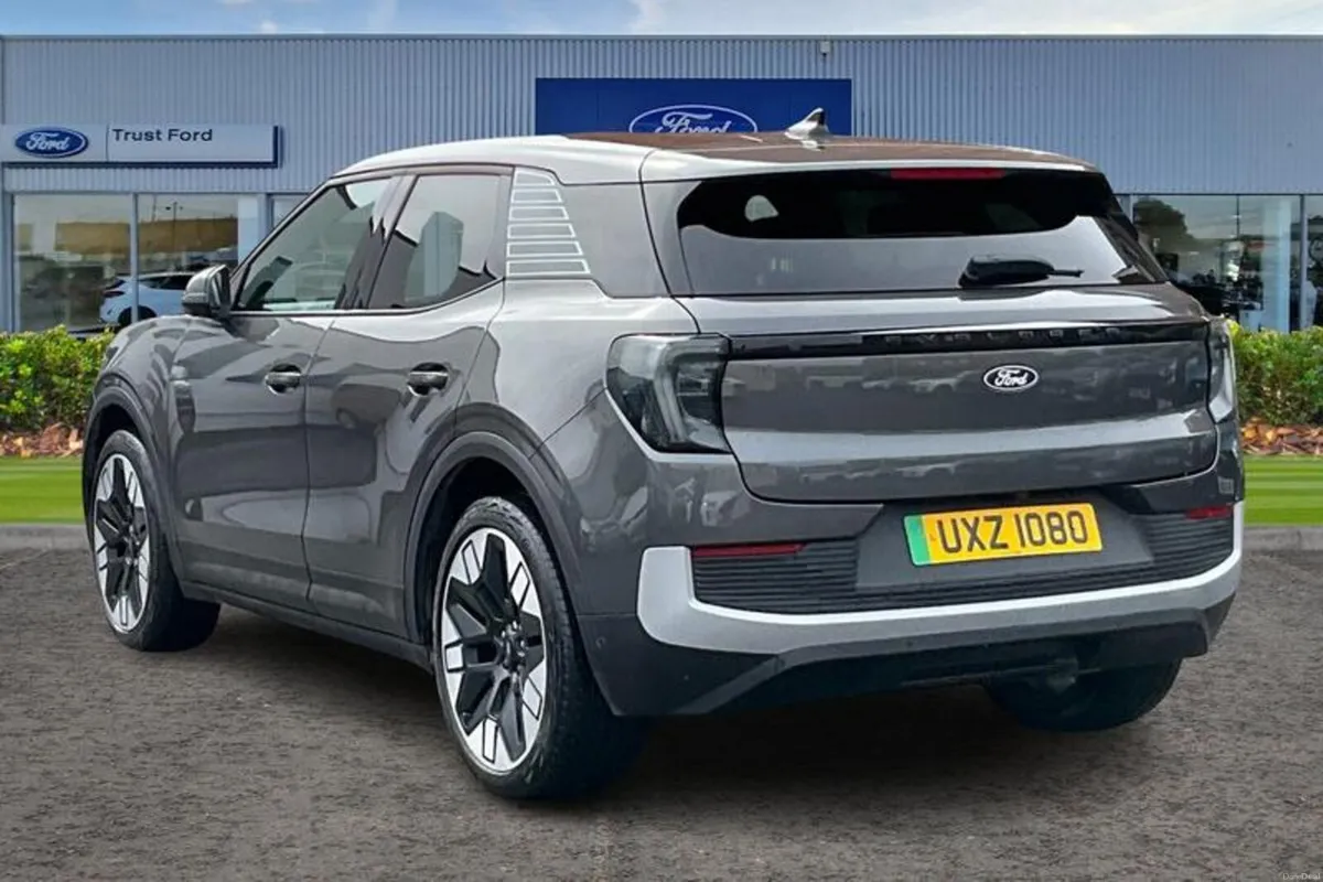 Ford Explorer Extended Range 79kWh Premium SUV 5dr - Image 2