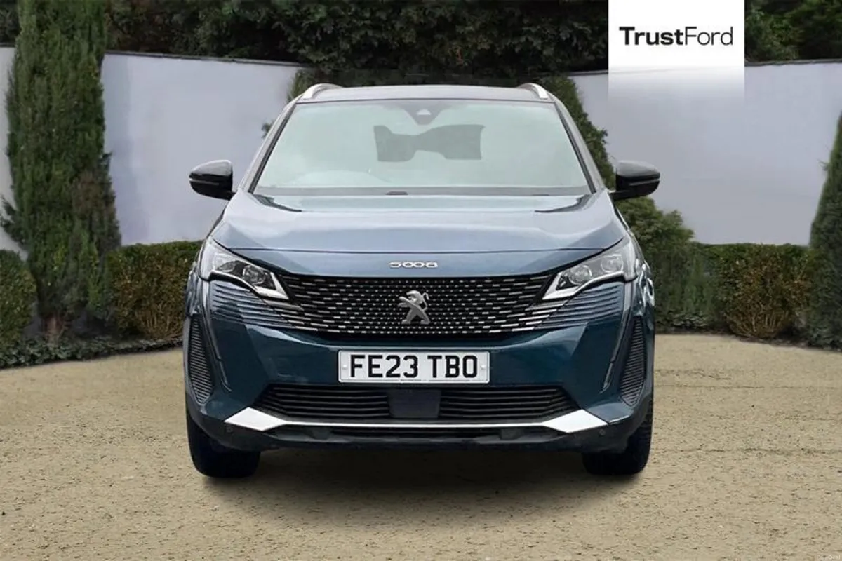Peugeot 5008 1.5 BlueHDi GT 5dr EAT8**REAR CAMERA - Image 6