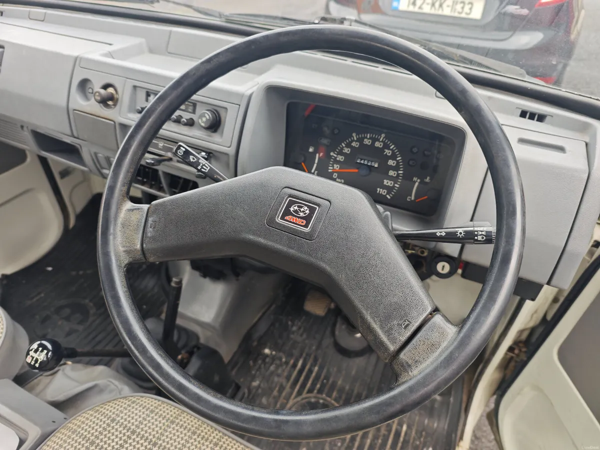 Subaru Samber 1988 4 x 4 - Image 3