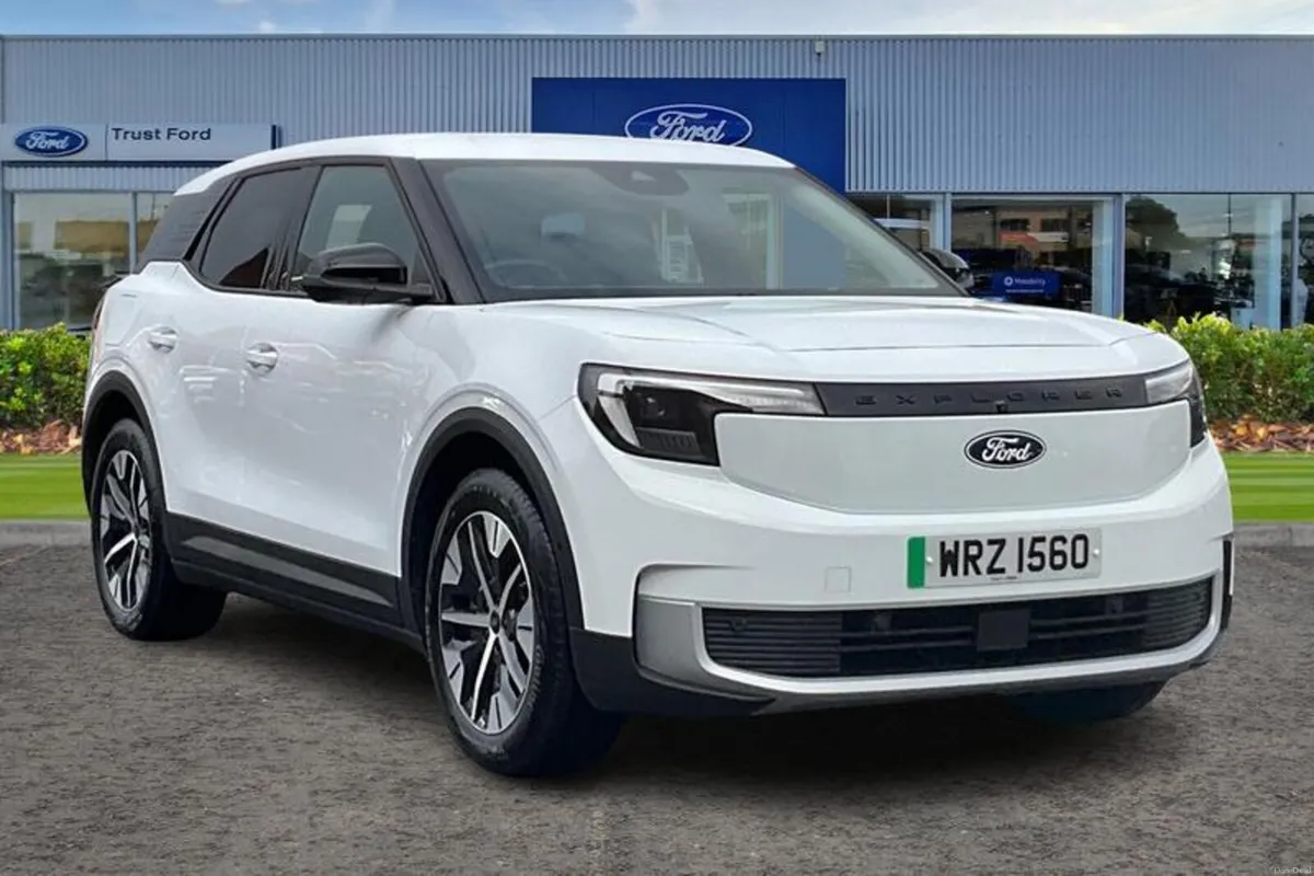 Ford Explorer Extended Range 77kWh Select SUV 5dr - Image 1