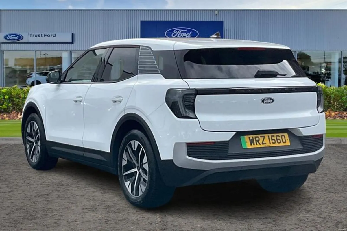 Ford Explorer Extended Range 77kWh Select SUV 5dr - Image 2