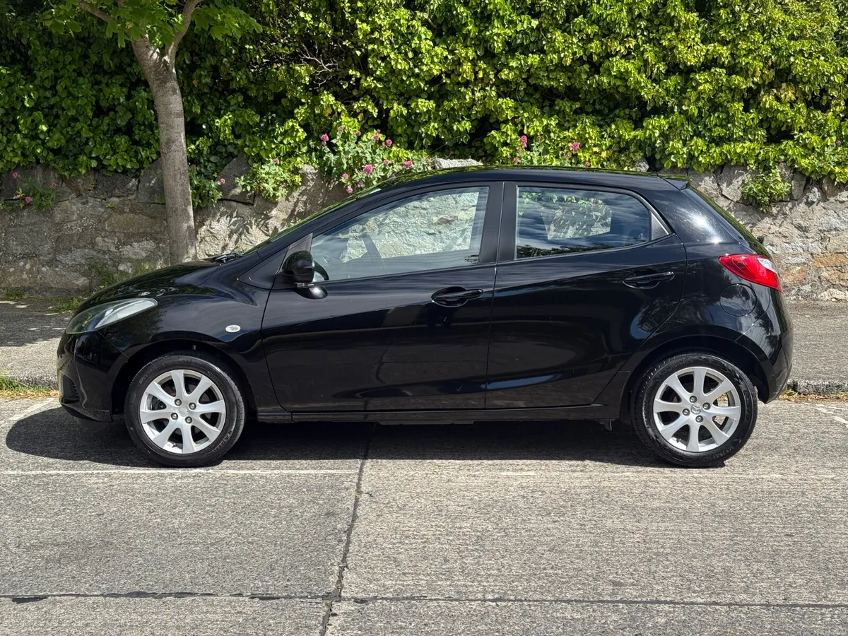 MAZDA 2 2010 1.3 PETROL 1 OWNER LOW KMS - Image 2