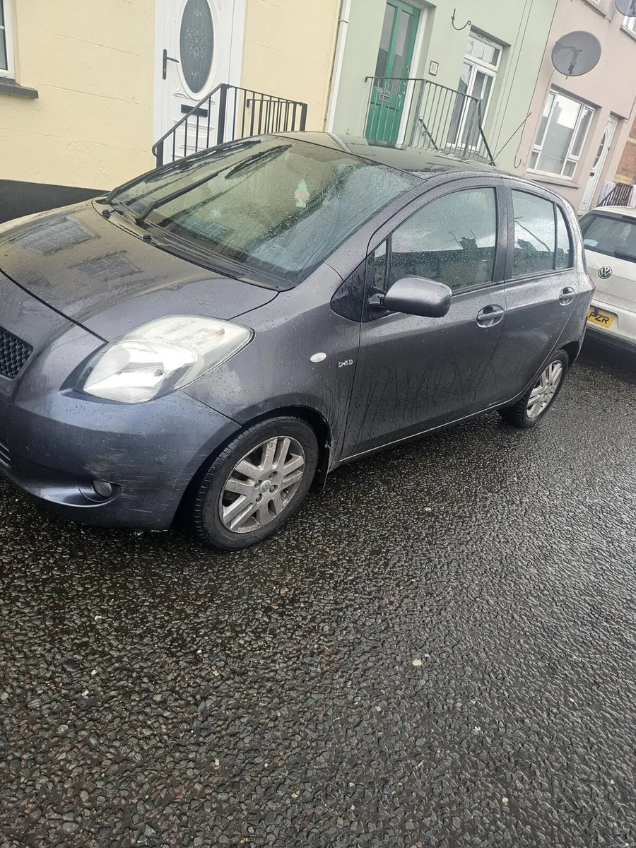 Toyota yars - Image 1