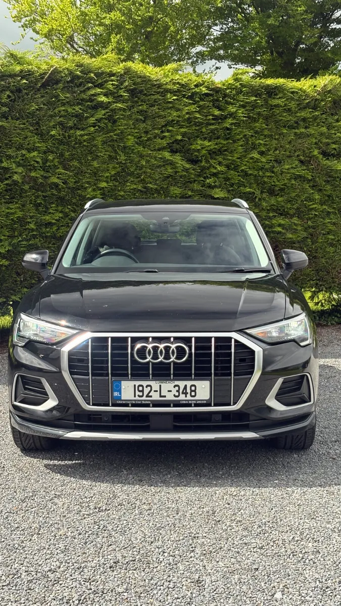 Audi Q3 2019 - Image 3