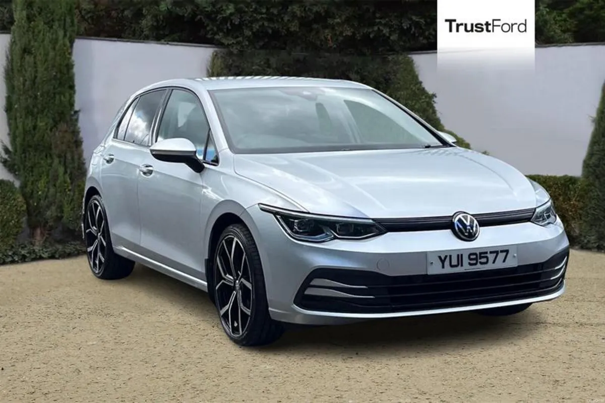 Volkswagen Golf Style - Image 1