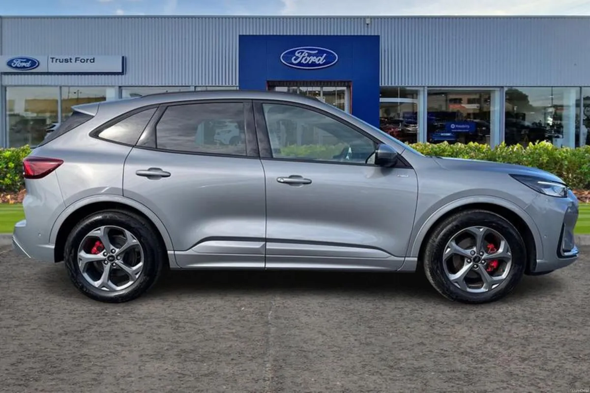 Ford Kuga ST-Line - Image 3