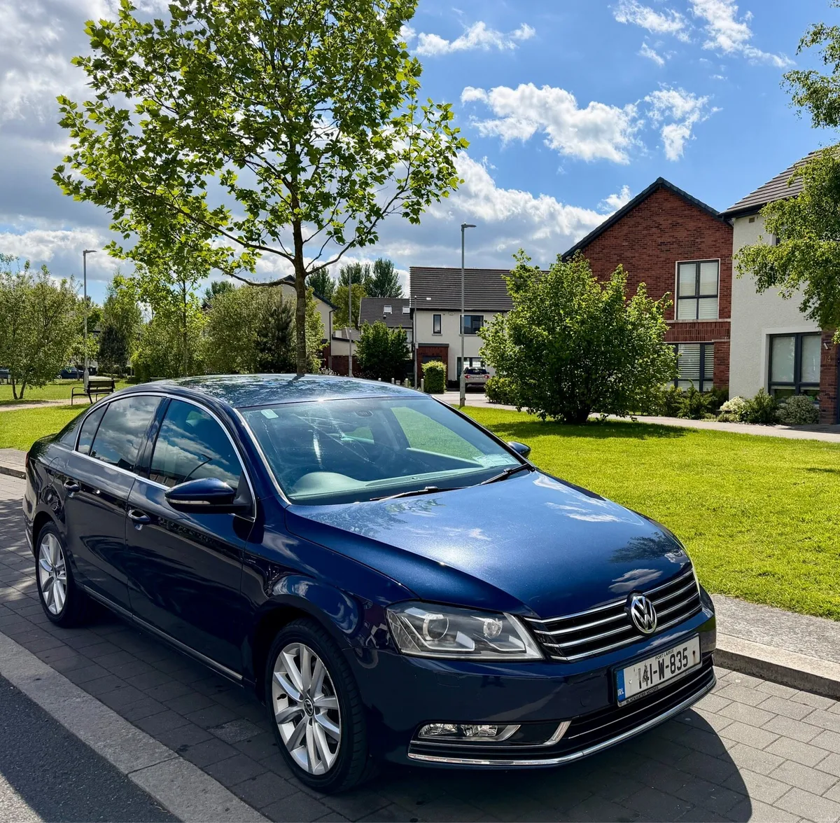 €3,850 2014 VW Passat 1.6 TDi Highline - Image 1