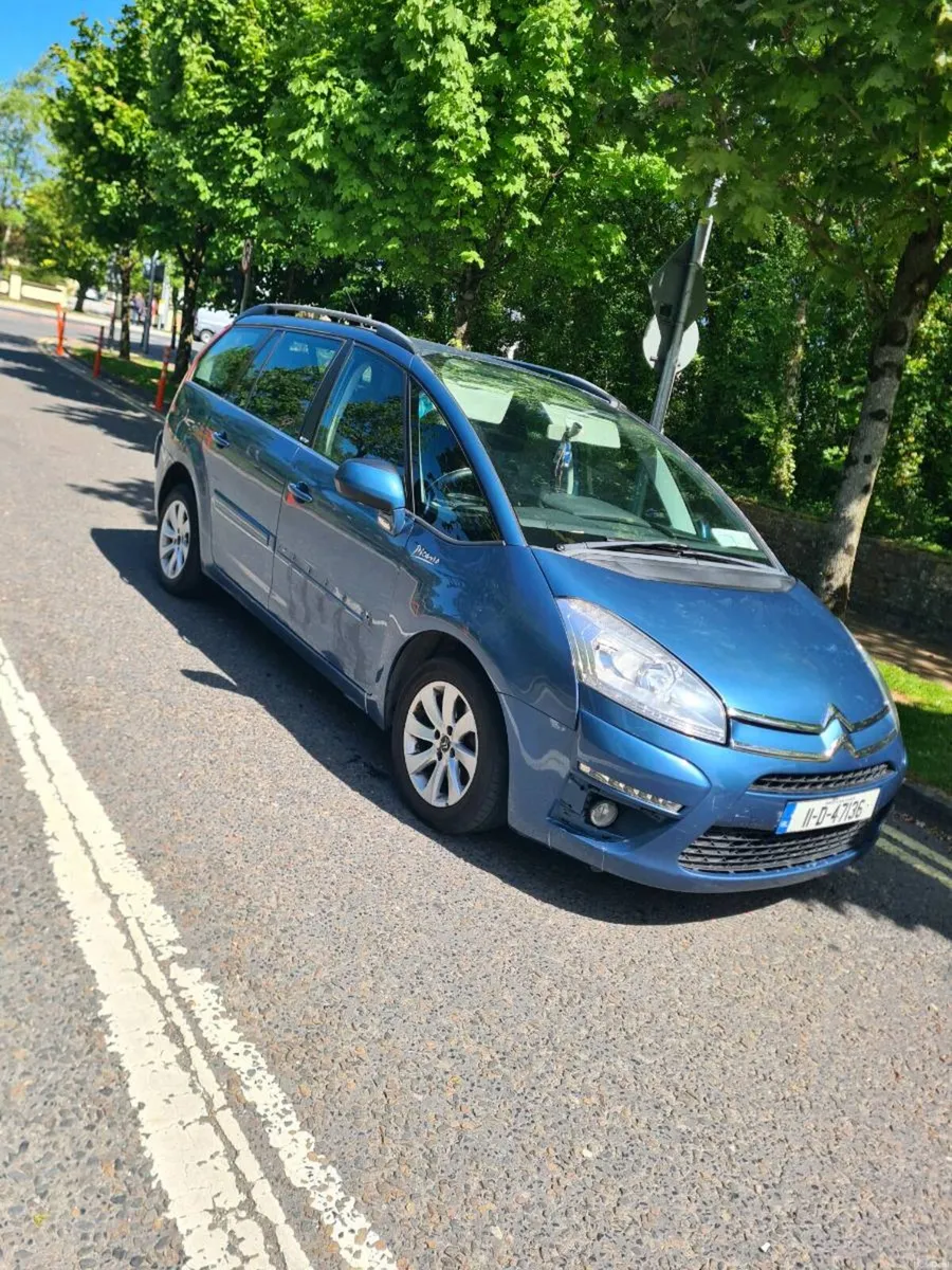 Citroen c4 Picasso 7 seater - Image 1