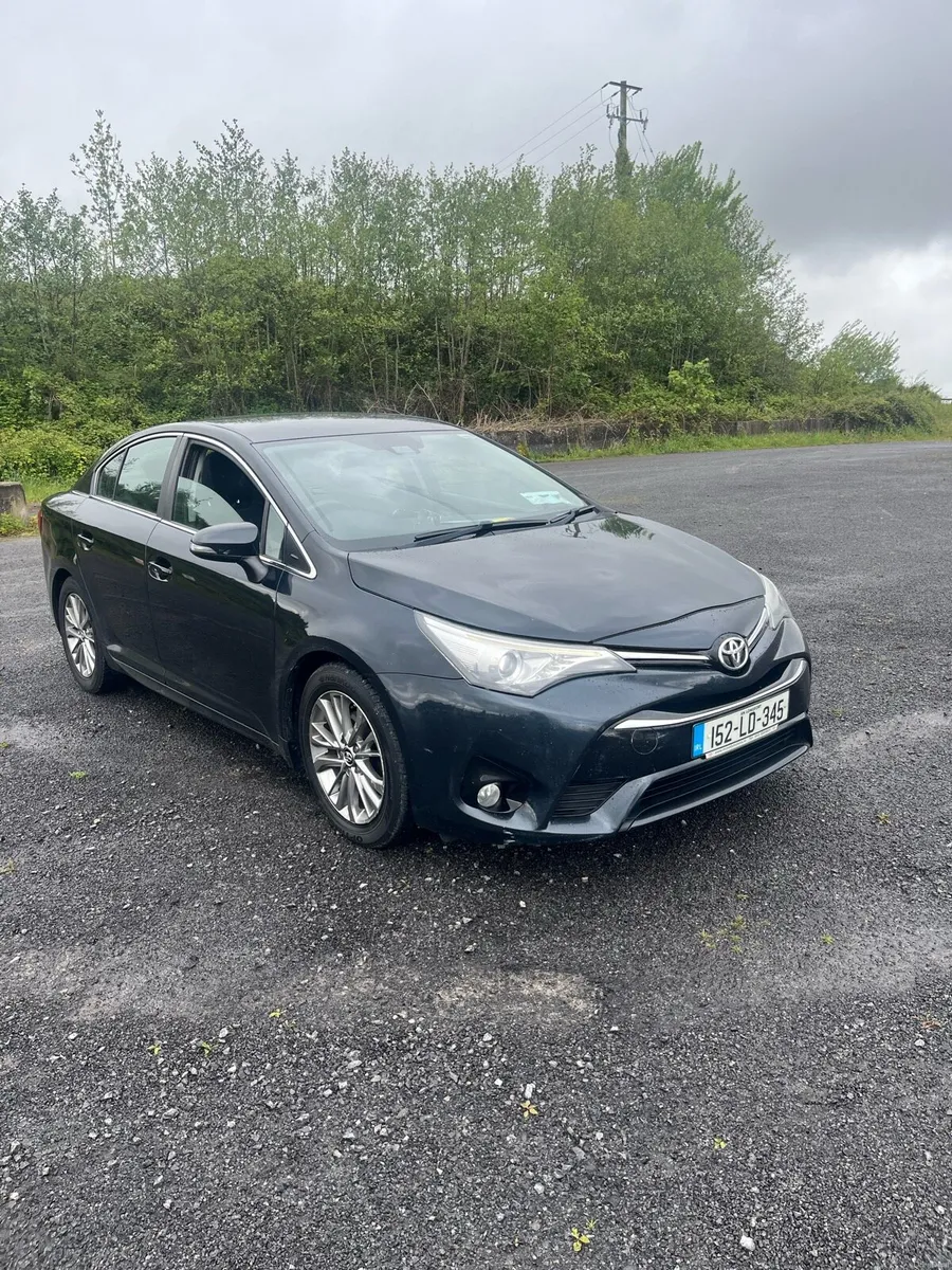 Toyota Avensis Sport - Image 2