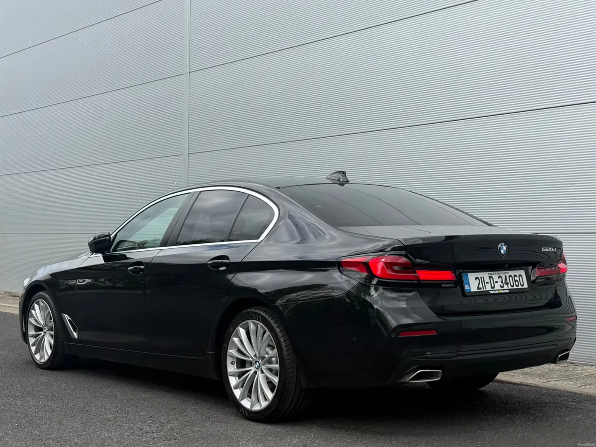 BMW 520d G30 SE 211 - Image 4