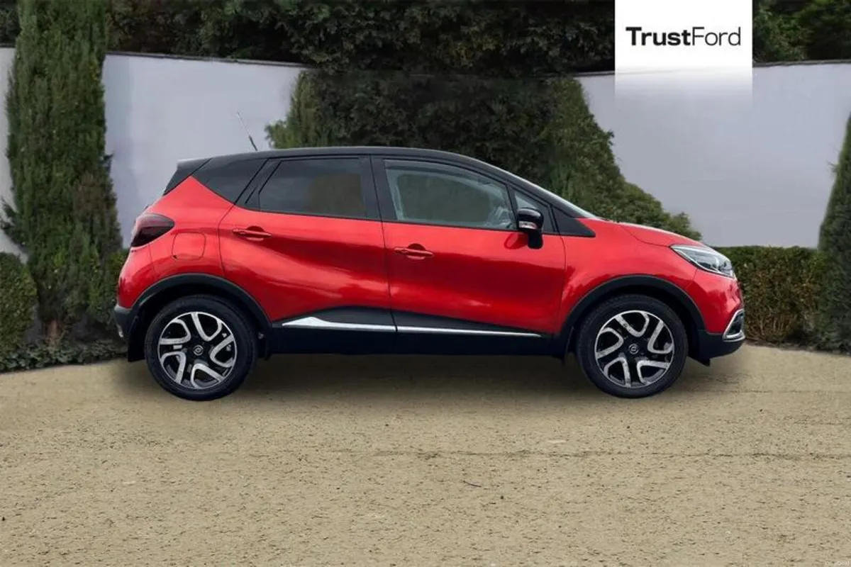 Renault Captur Signature S Nav - Image 3