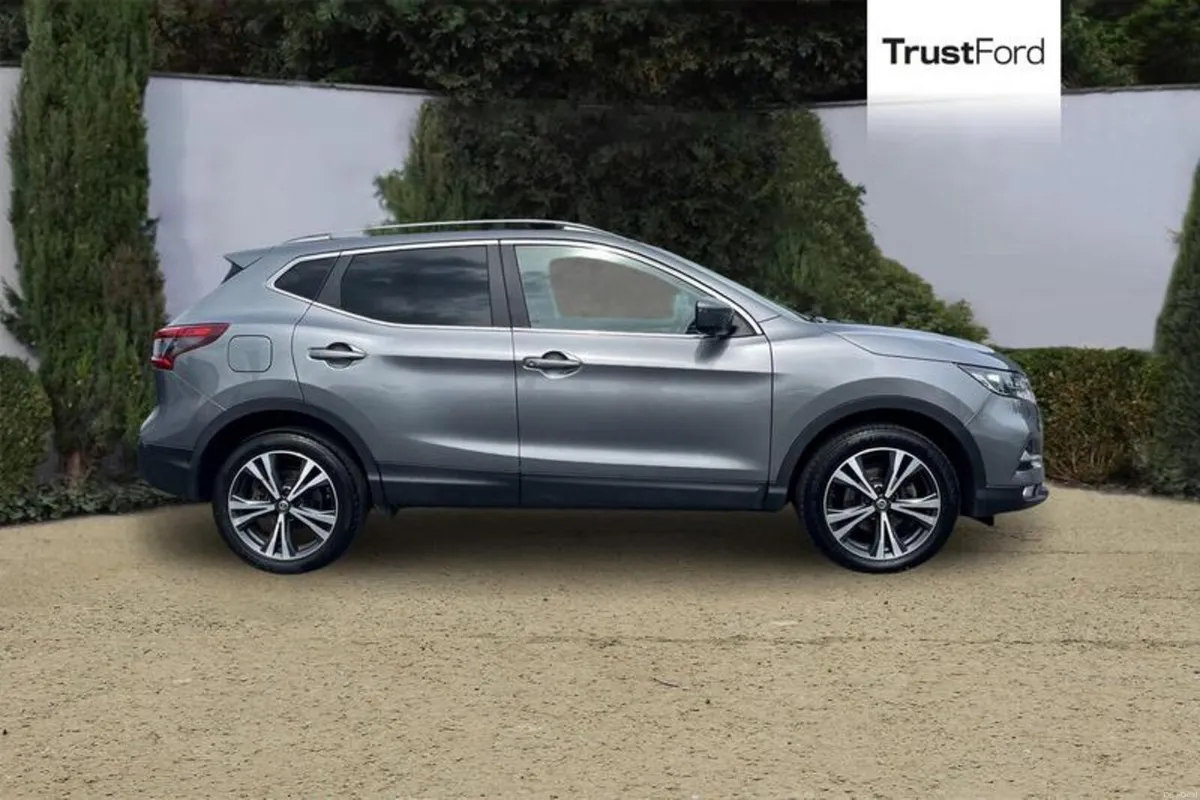 Nissan Qashqai N-Connecta - Image 3