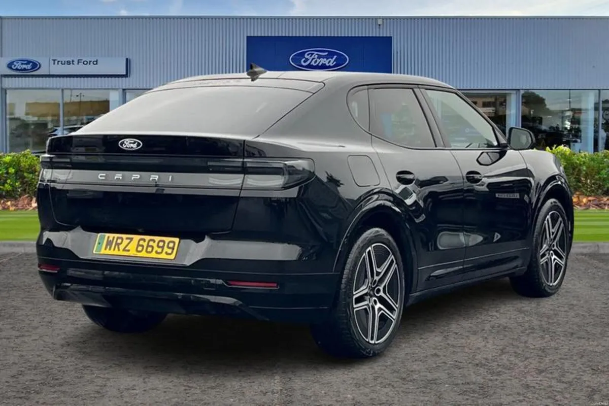 Ford Capri Premium - Image 4