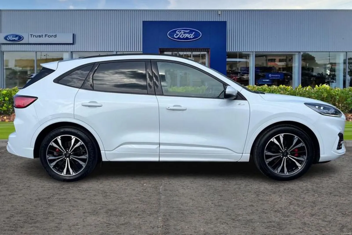 Ford Kuga ST-Line X Edition - Image 3