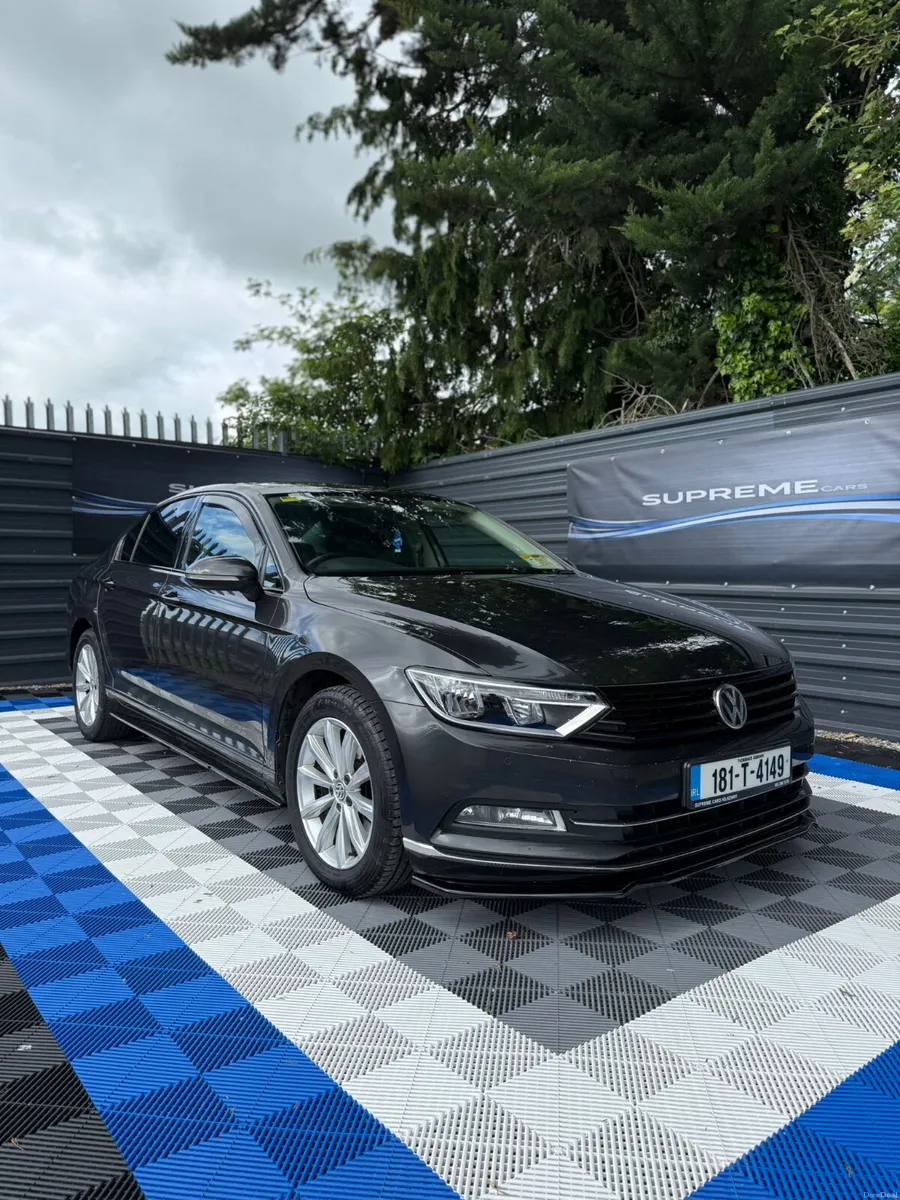 Volkswagen Passat 2018 - Image 1