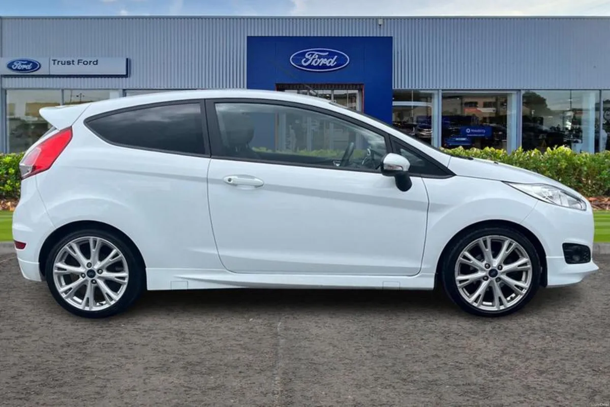 Ford Fiesta Zetec S - Image 3