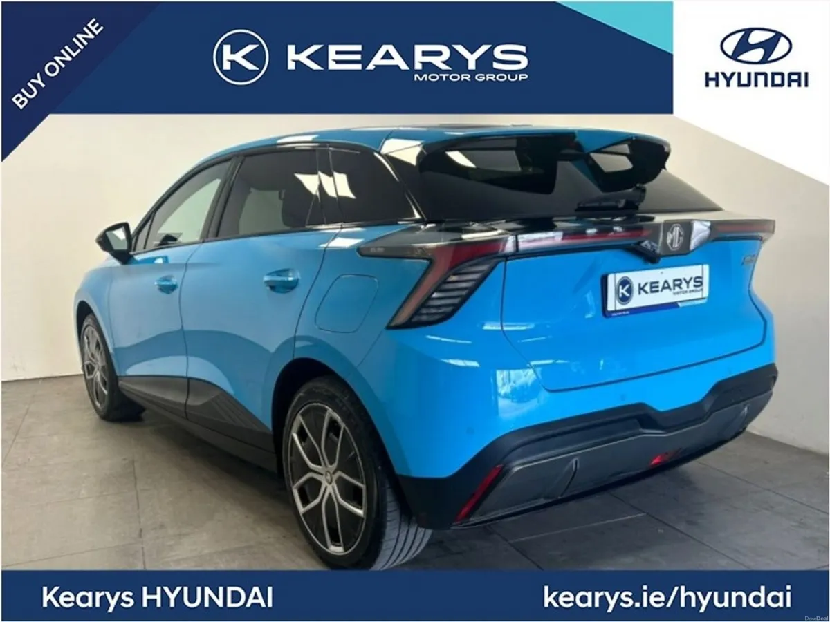 MG MG4 MG4 Exclusive 64KE Long Range - Image 2