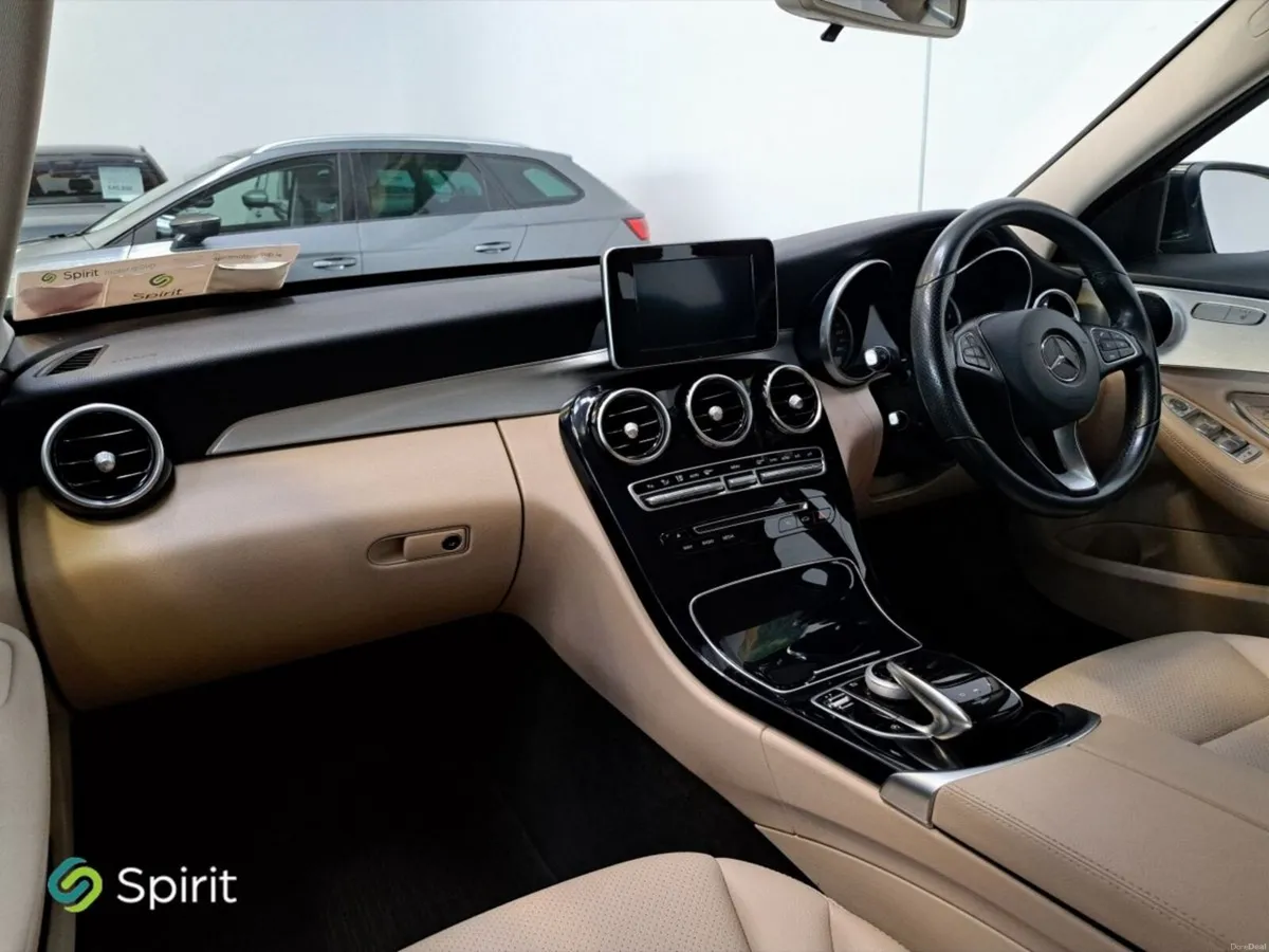 Mercedes-Benz C-Class 200 D AVANTGARDE *Call Steve - Image 4