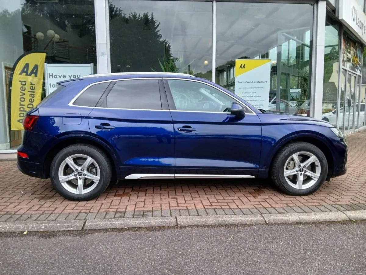 Audi Q5 35 TDI 163HP S -Tronic SE, Navarra Blue - Image 3