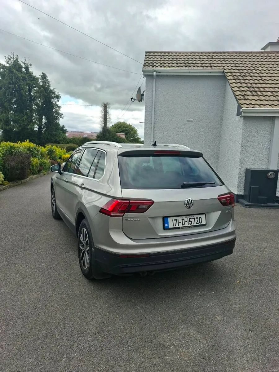 2017 VW Tiguan - Image 3