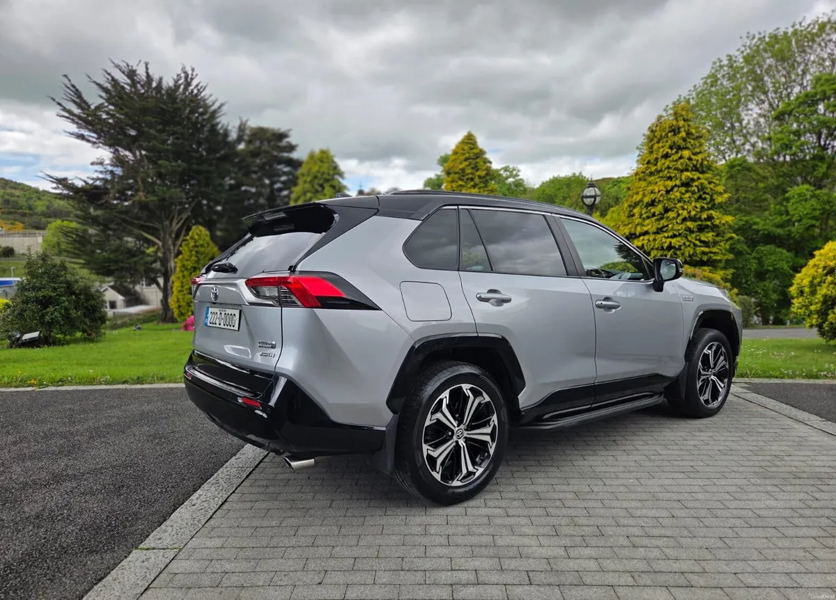 2022 Toyota RAV4 2.5 PHEV Dynamic 4WD Auto - Image 6