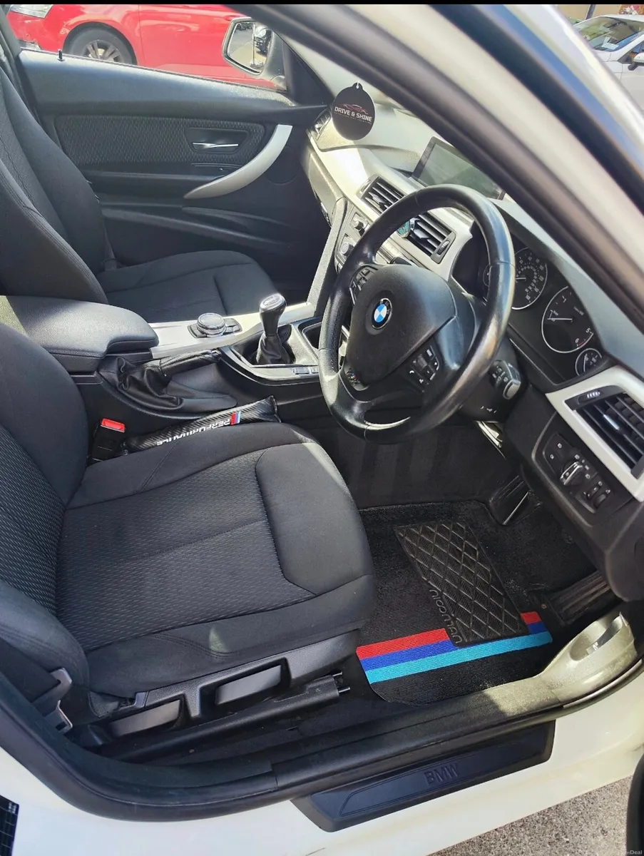 BMW 320D - Image 3