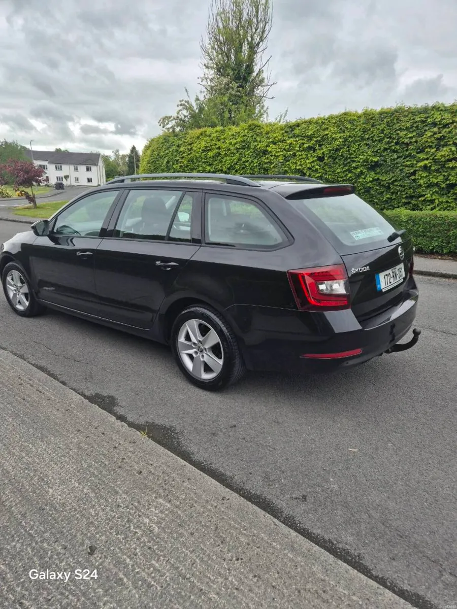 Skoda Octavia Diesel 172 Estate - Image 3