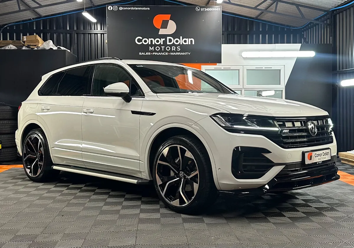 Volkswagen Touareg R Line (Ni Jeep) - Image 5