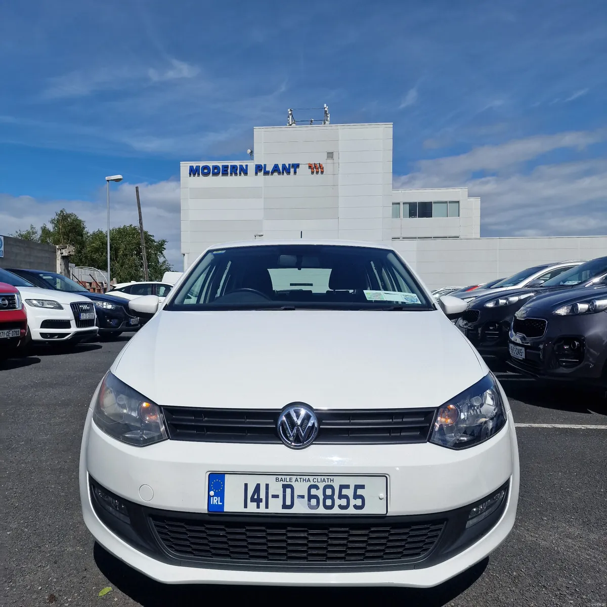 Volkswagen Polo 2014 Trendline Good Service Histor - Image 2