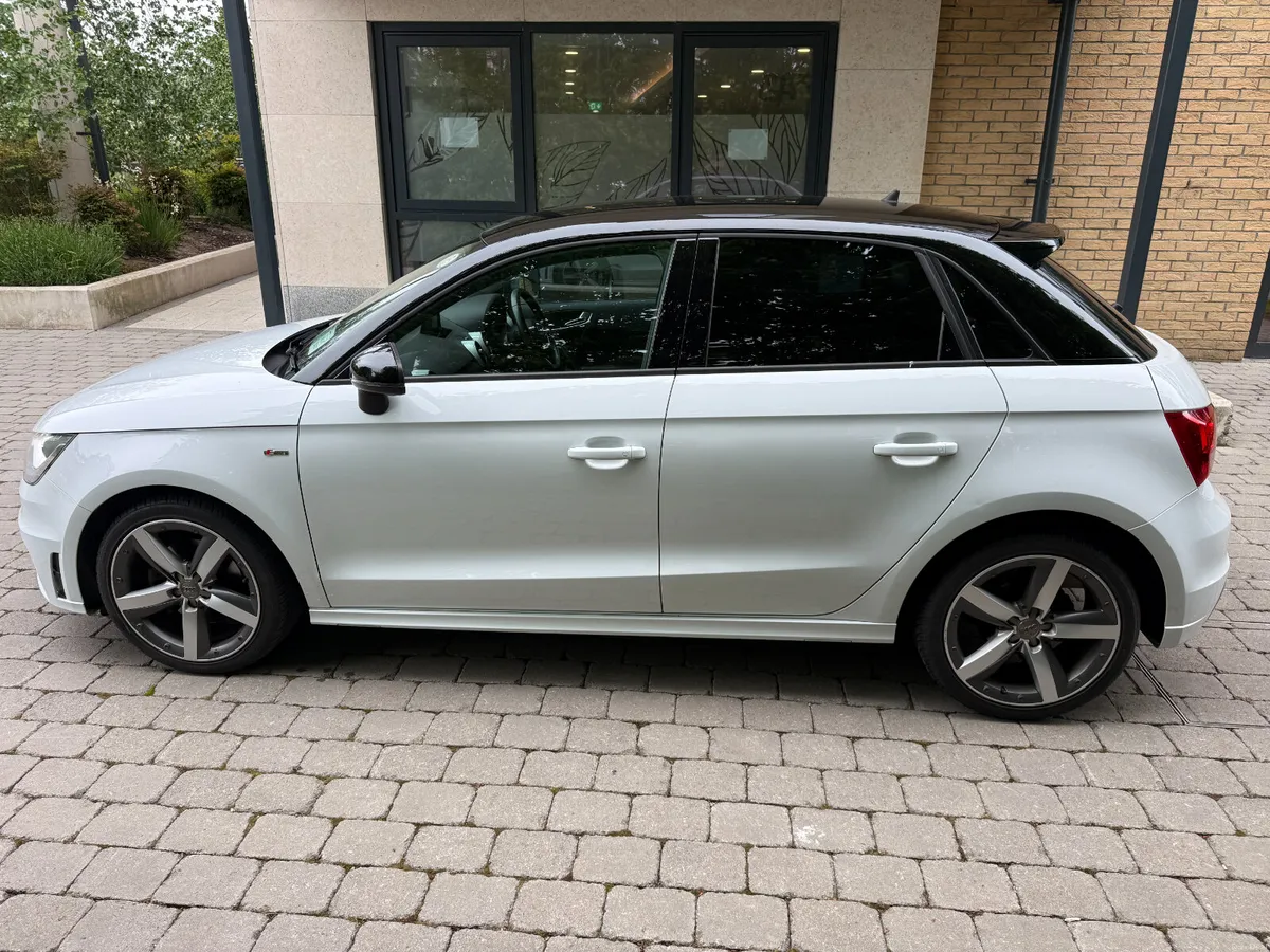 2015 Audi A1 S Line 1.4 TFSI - Image 3