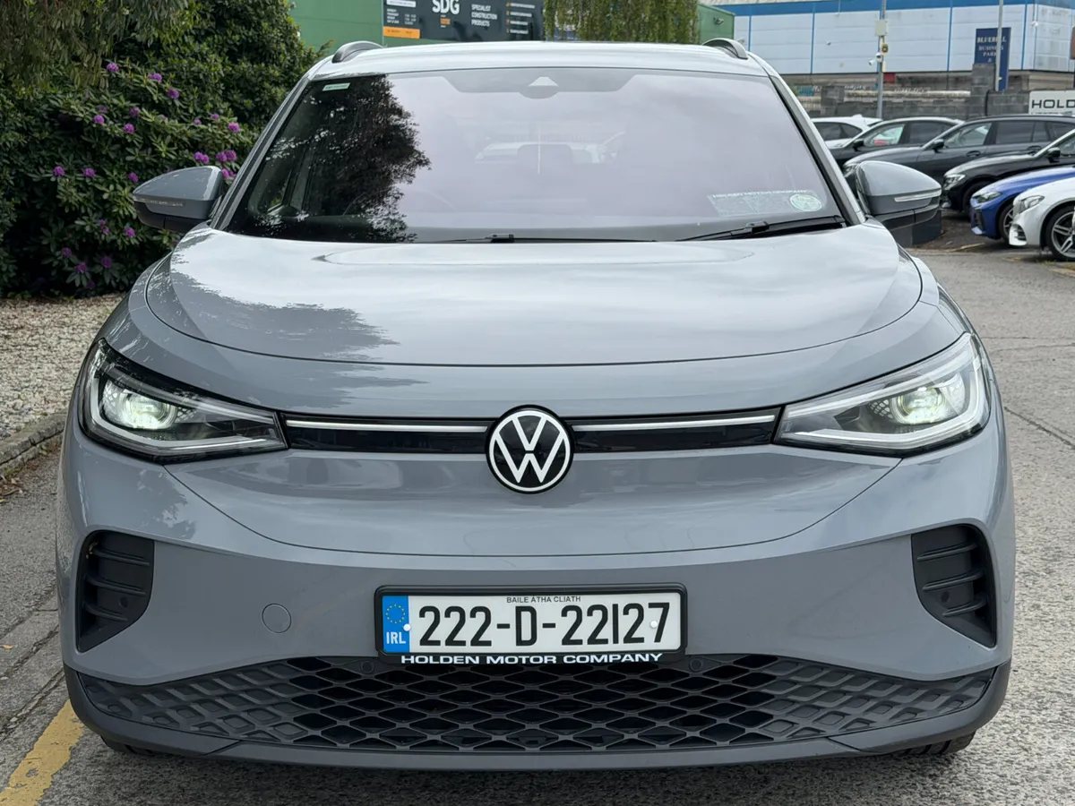 2022 Volkswagen ID.4..77 kwh battery..heated seats - Image 4