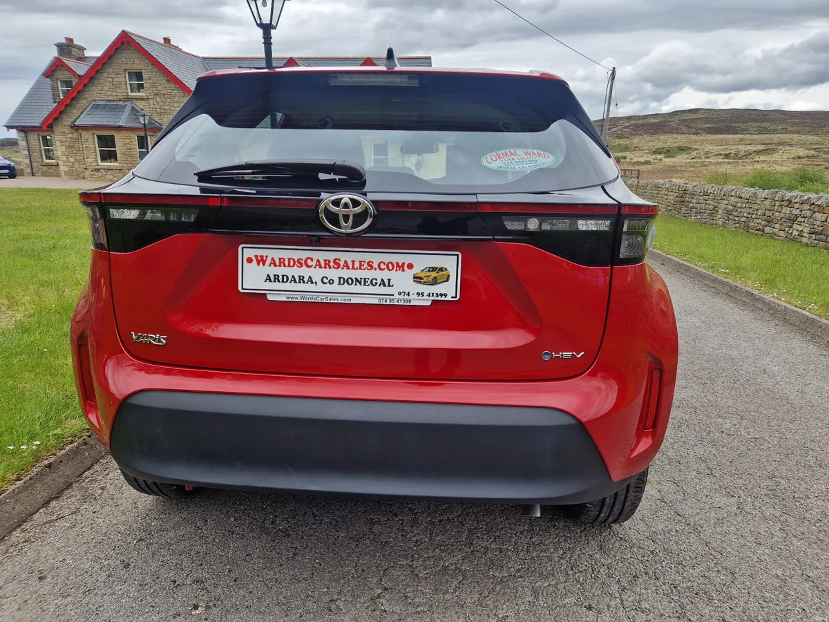 Toyota Yaris Cross 2025 - Image 2
